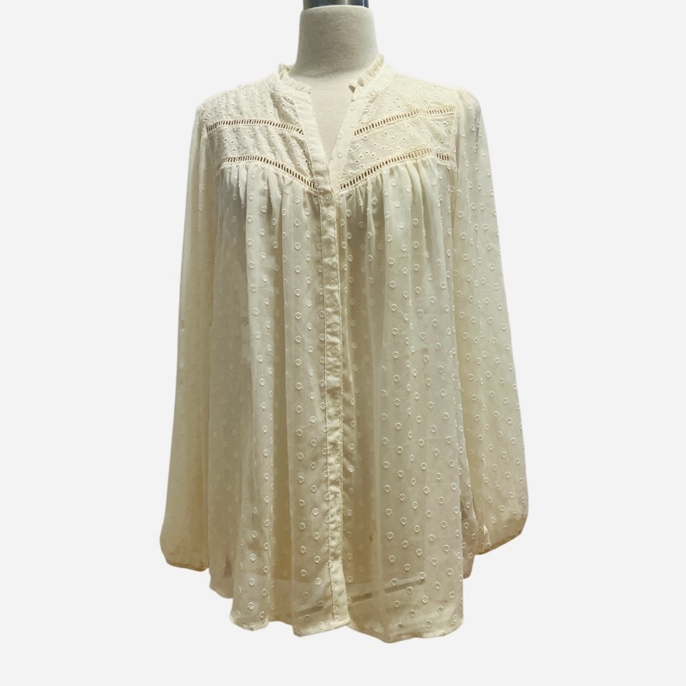 TORRID- Ivory Chiffon Eyelet Blouse - Picture 2 of 7